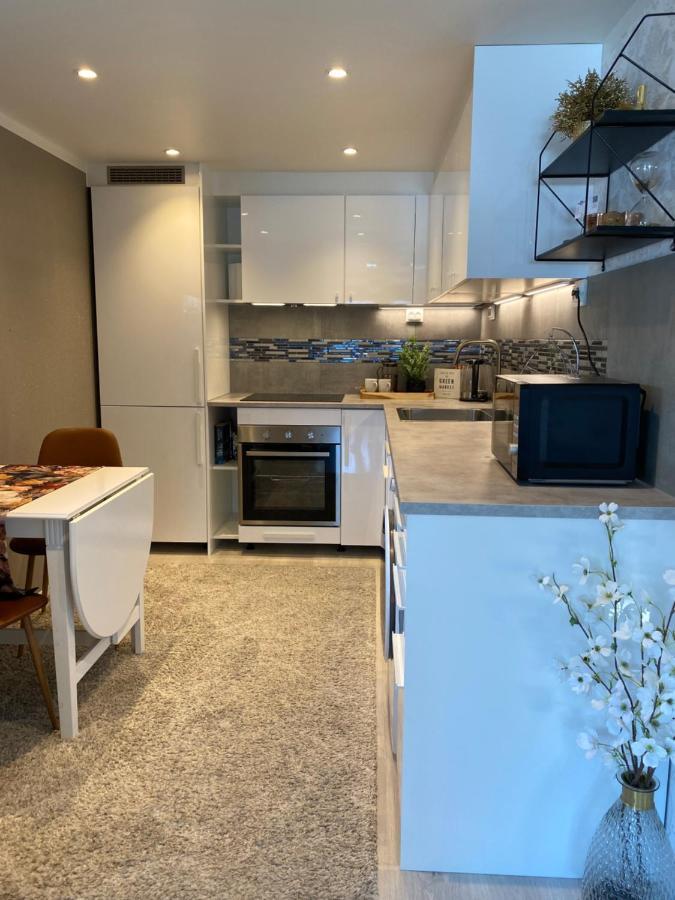 Hundbergan Apartment-Free Parking-15 Min From Tromso Tromsdalen Экстерьер фото